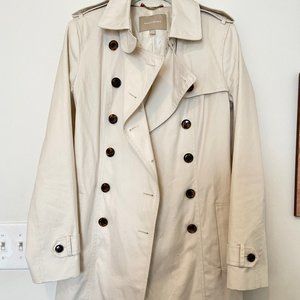White banana republic trench coat